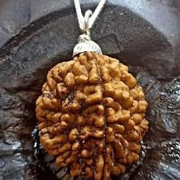 Divine souvenirs Unisex Brown Pendant-picture-46