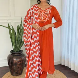 URMIR FASHION Women Ethnic Motifs Embroidered Empire Thread Work Kurta with Trousers & With Dupatta-picture-41