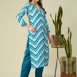 MOKOSH Women Leheriya Embroidered Regular Sequinned Kurta with Trousers & With Dupatta image 5