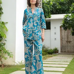 JISORA Blue Floral Printed Mandarin Collar Pure Cotton Top With Trousers-49