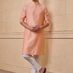 Tasva Men Geometric Woven Design Straight Kurta with Trousers-picture-11