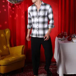 Campus Sutra Men Comfort Fit Button-Down Collar Tartan Checked Casual Shirt-picture-49