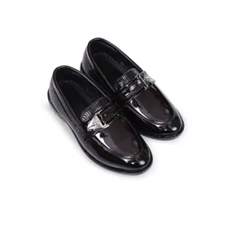 ZOOMBIE Boys Textured Formal Loafers-33