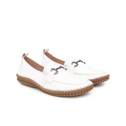 Sherrif Shoes Women Textured Round Toe Loafers-34