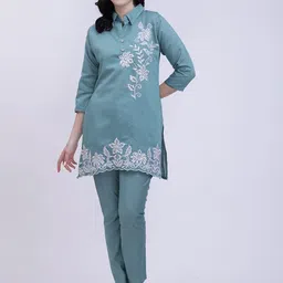 Moda Rapido Women Floral Embroidered Kurta with Trousers-26