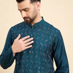 SWAGG INDIA Men Ethnic Motifs Woven Design Sequinned Mandarin Collar Straight Kurta-picture-8