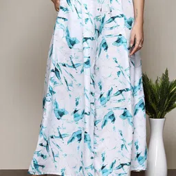 OOMPH! FACTOR Women Abstract Printed Relaxed Flared Wide Leg Trousers-17