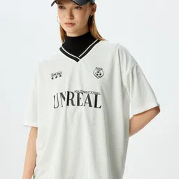 Koton Women Printed V-Neck Monochrome Applique T-shirt-image-85