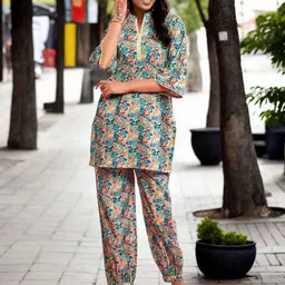 Moda Rapido Women Floral Printed Regular Kurta with Harem Pants-image-60