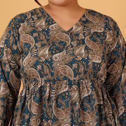 ANGOORI FASHION Printed Tunic With Trousers Co-Ords image 4