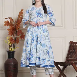 SOUNDARYA Floral Printed Empire Pure Cotton Anarkali Kurta With Trousers-picture-6