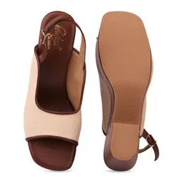 Bowtoes Textured Platform Peep Toes image 2