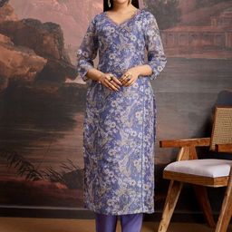 House of Pataudi Women Floral Printed Sequinned Kurta & Trousers-picture-21