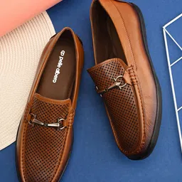 pelle albero Men Textured Leather Loafers-image-15