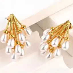 ONUYX Leaf Shaped Drop Earrings-14
