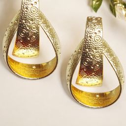 OOMPH Teardrop Shaped Hoop Earrings-5