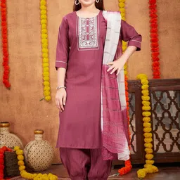 Sangria Girls Ethnic Motifs Yoke Design Sequinned Straight Kurta & Patiala With Dupatta-image-24