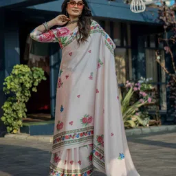 STAVA CREATION Floral Satin Saree-image-68