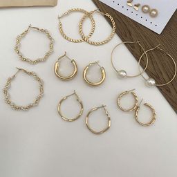 Celestique Set Of 9 Circular Shaped Studs-11