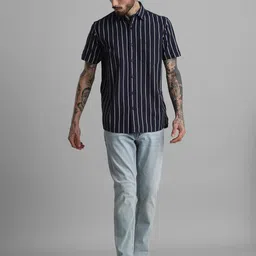 Klub Fox Men Slim Fit Spread Collar Vertical Striped Cotton Casual Shirt-picture-41