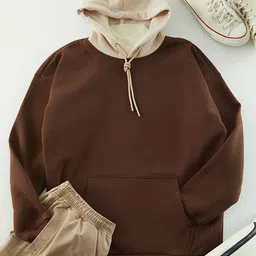 Trendyol Graphic Printed Hooded Pullover-image-33