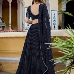 DIVASTRI Printed Semi-Stitched Lehenga & Unstitched Blouse With Dupatta image 5