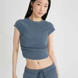 DeFacto Extended Sleeves Crop T-shirt-image-64