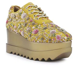 Anaar Women Embellished Lace-Ups Lightweight Flatforms Sneakers-41