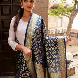 Exotic India Woven Design Mughal Jaal Pattern Banarasi Dupatta With Zari-picture-1