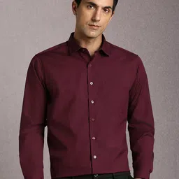 Louis Philippe Spread Collar Slim Fit Cotton Formal Shirt-picture-6