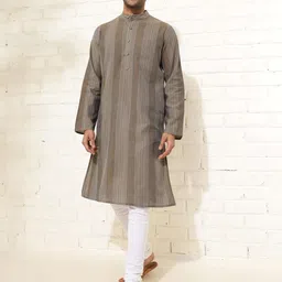 Fabindia Men Flared Sleeves Thread Work Kurta-picture-15