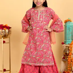 YK X Trampoline Girls Floral Printed Regular Gotta Patti Pure Cotton Kurta with Sharara & With Dupatta-picture-13