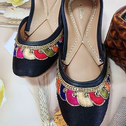 Fulkari Women Ethnic Open Toe Flats-picture-13