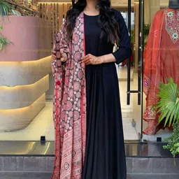 BAESD Women Regular Kurti with Palazzos & With Dupatta image 3