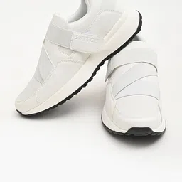 Snitch Men Sneakers-picture-57