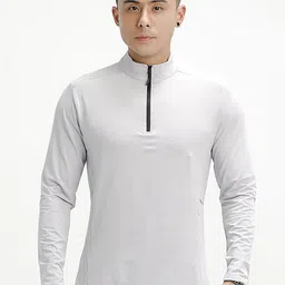 StyleCast x Revolte Men Solid High Neck Regular Fit T-shirt-image-14