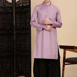 House of Pataudi Men Textured Cotton Straight Kurta-10