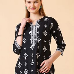 SANGOURI Floral Printed Kurti-image-24