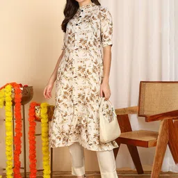 Moda Rapido Women Floral Printed Daily Cotton A-Line Kurtas-picture-7