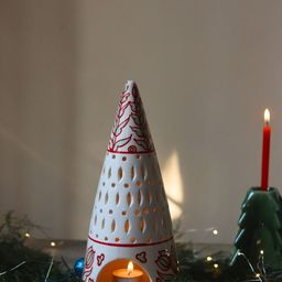 WEAVING HOMES White & Red Christmas Tree Tea Light Diffuser-4