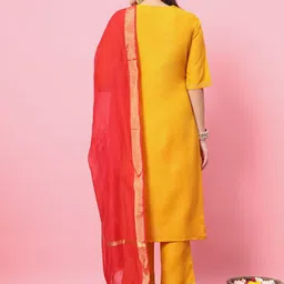 VredeVogel Ethnic Motifs Yoke Design Regular Sequinned Kurta With Trousers & Dupatta image 3