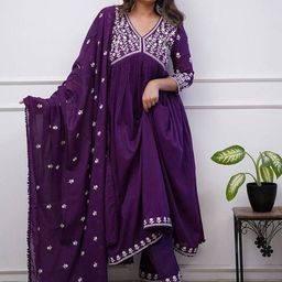 FASHION STROM Women Floral Embroidered Chanderi Silk Kurta with Trousers & With Dupatta-image-21