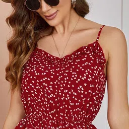 Stylecast X Slyck Conversational Printed Fitted Top-image-97