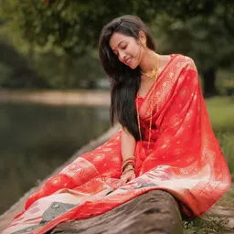 KALINI Woven Design Zari Silk Blend Paithani Saree-image-5