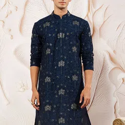 VASTRAMAY Men Embellished Sequinned Grandeur & Majestic Artwork Kurta-image-42