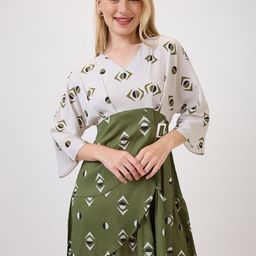 Amarasha Print Flared Sleeve Crepe Fit & Flare Dress-image-28