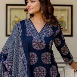 Anouk Women Floral Printed Regular Mirror Work Kurta with Palazzos & With Dupatta image 2