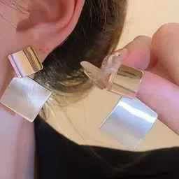 Aurum & You Square Shaped Drop Earrings-picture-14