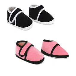 ONFEET Set Of 2 Kids Booties-40