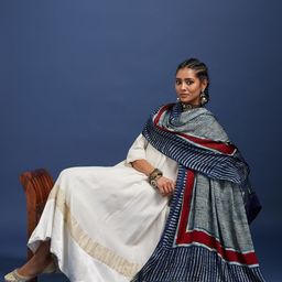 Taavi Striped Ajrakh Dupatta image 5